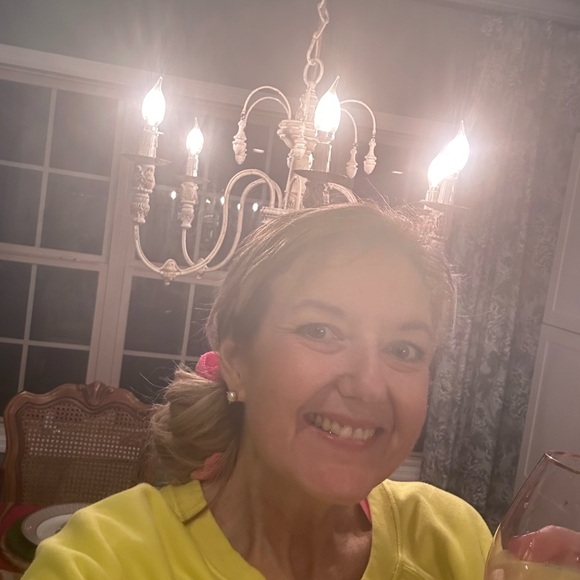 Meet your Posher, Stacy - Picture 16 of 16